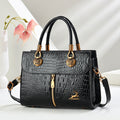 Women's patterned crossbody shoulder handbag in medium size